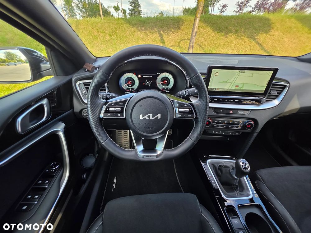 Kia ProCeed - 7