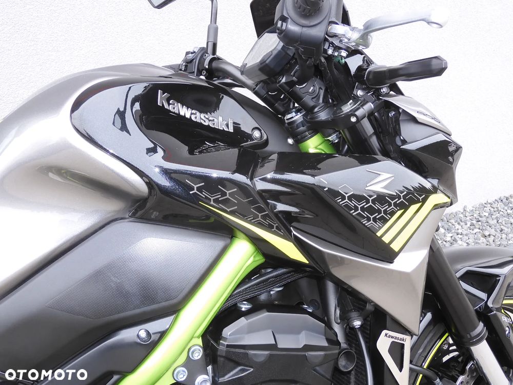 Kawasaki Z 900 - 10