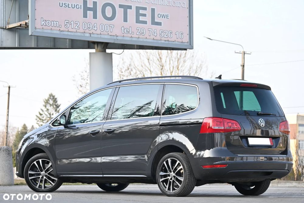 Volkswagen Sharan 2.0 TSI DSG Highline - 12
