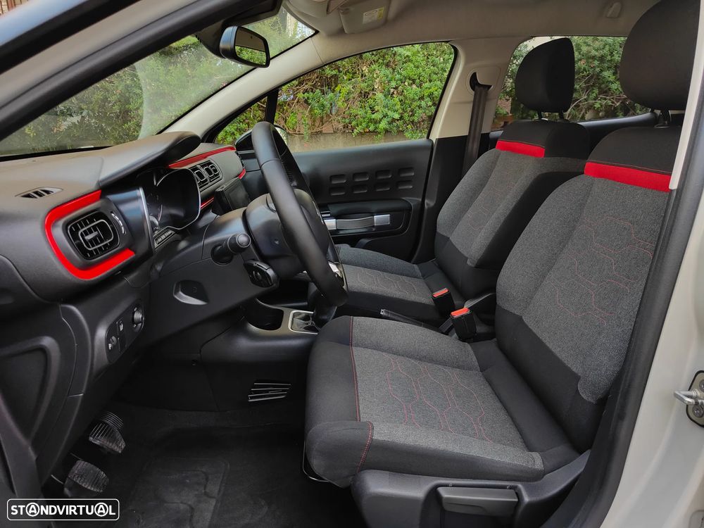 Citroën C3 1.2 PureTech Shine - 29