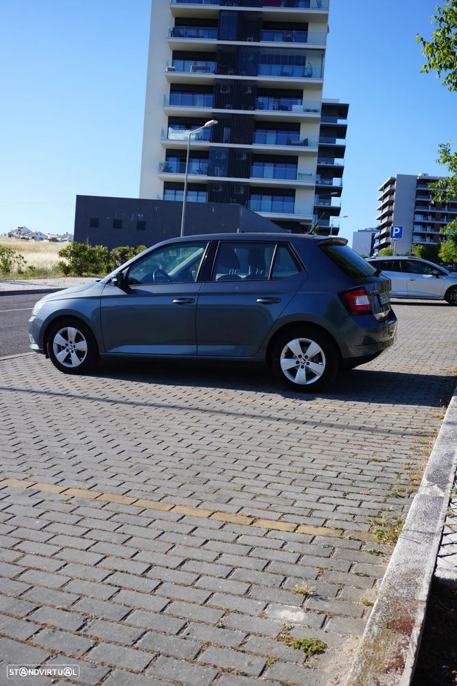 Skoda Fabia 1.0 Ambition - 4