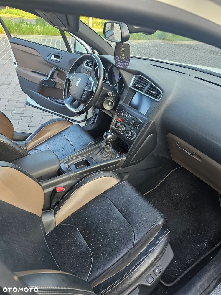 Citroën DS4 2.0 HDi Pure Pearl - 16