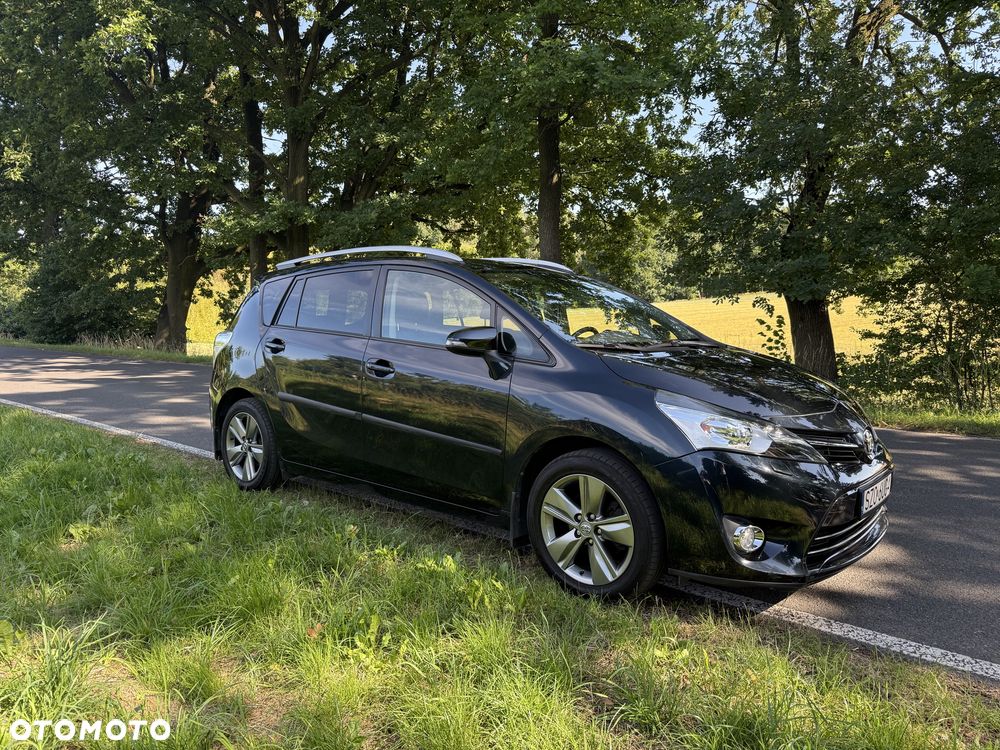 Toyota Verso - 1