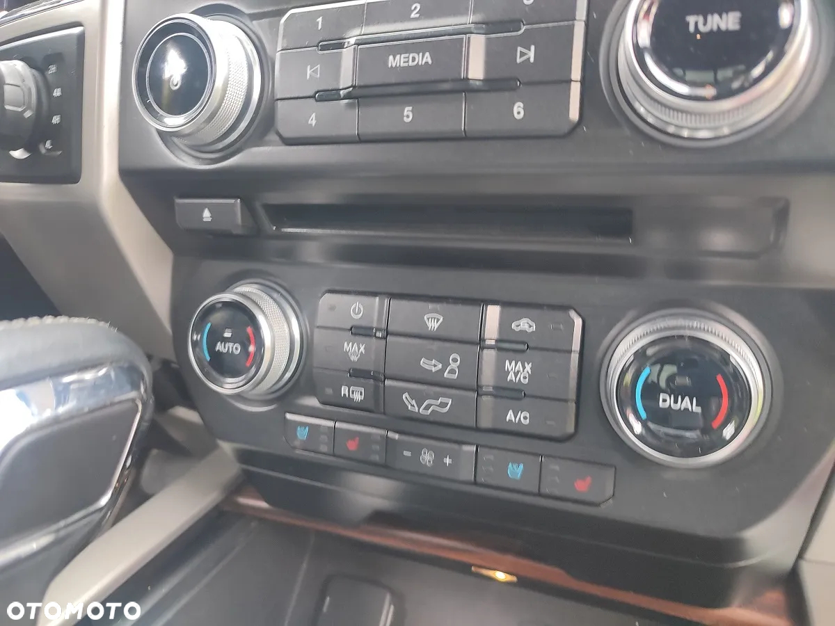 Ford F150 - 12