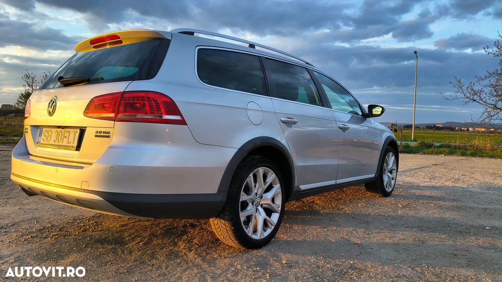 Volkswagen Passat Alltrack 2.0 TDI BMT 4Motion - 3