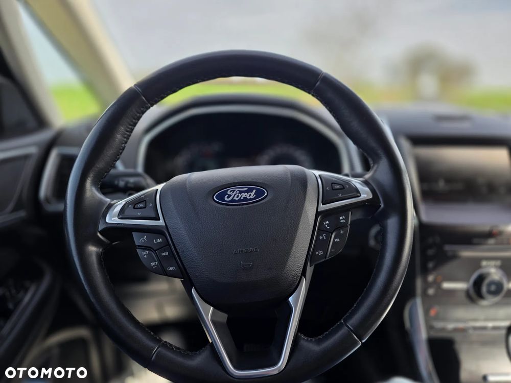 Ford S-Max 2.0 TDCi Titanium PowerShift - 8