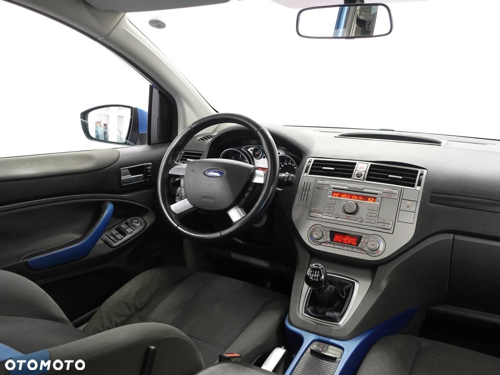 Ford Kuga 2.0 TDCi 2x4 Titanium - 30