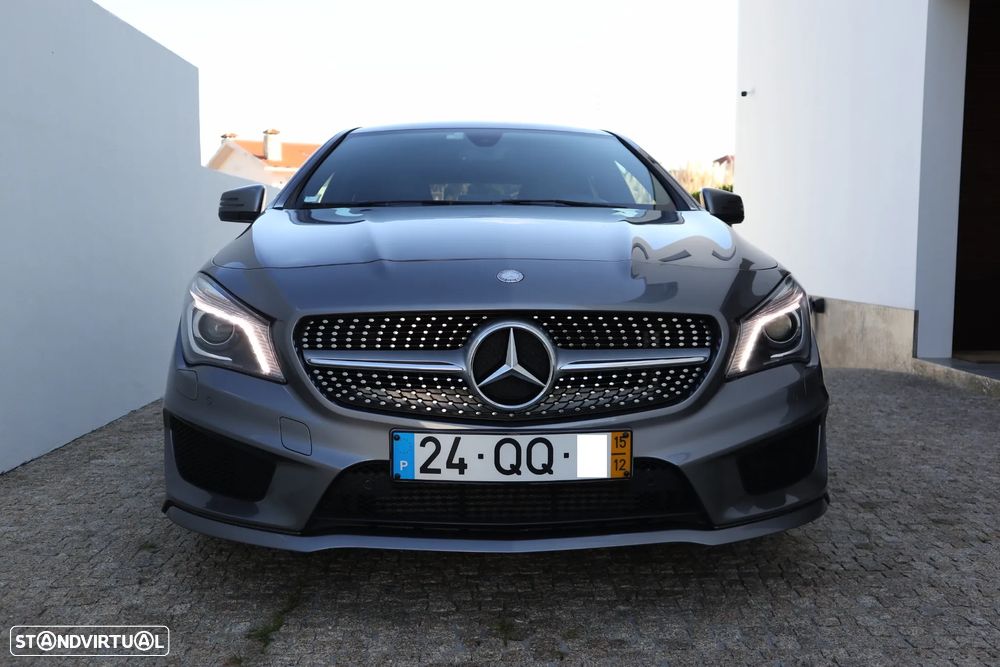 Mercedes-Benz CLA 200 d Shooting Brake AMG Line - 2