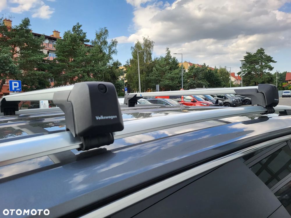 Volkswagen Tiguan Allspace 2.0 TSI 4Mot Comfortline DSG 7os - 32