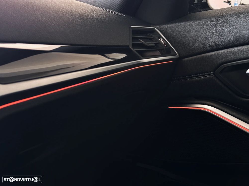 BMW 330 e Pack Desportivo M Auto - 5