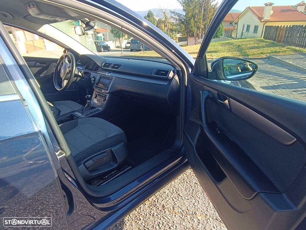 VW Passat Variant 2.0 TDI Confortline - 8