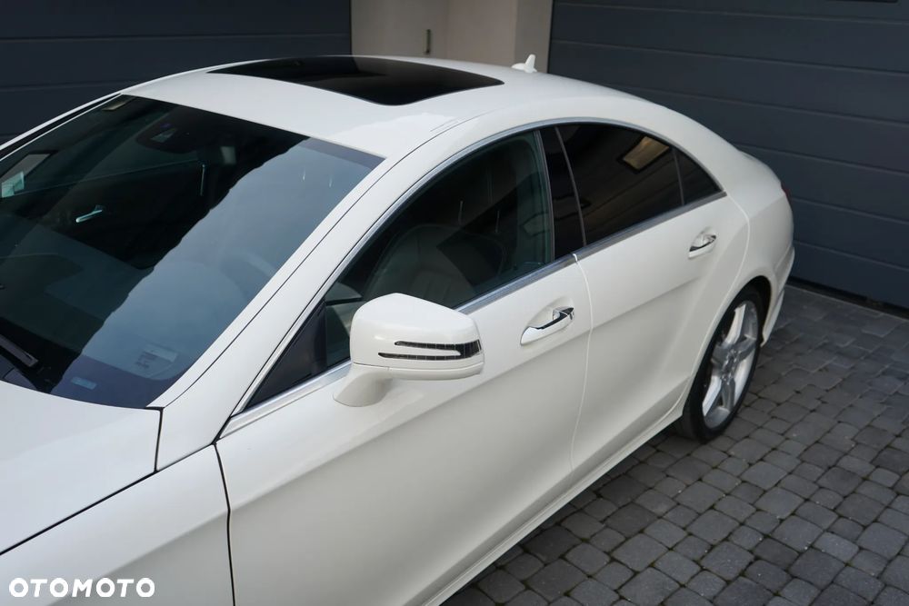 Mercedes-Benz CLS 350 BlueEff - 12