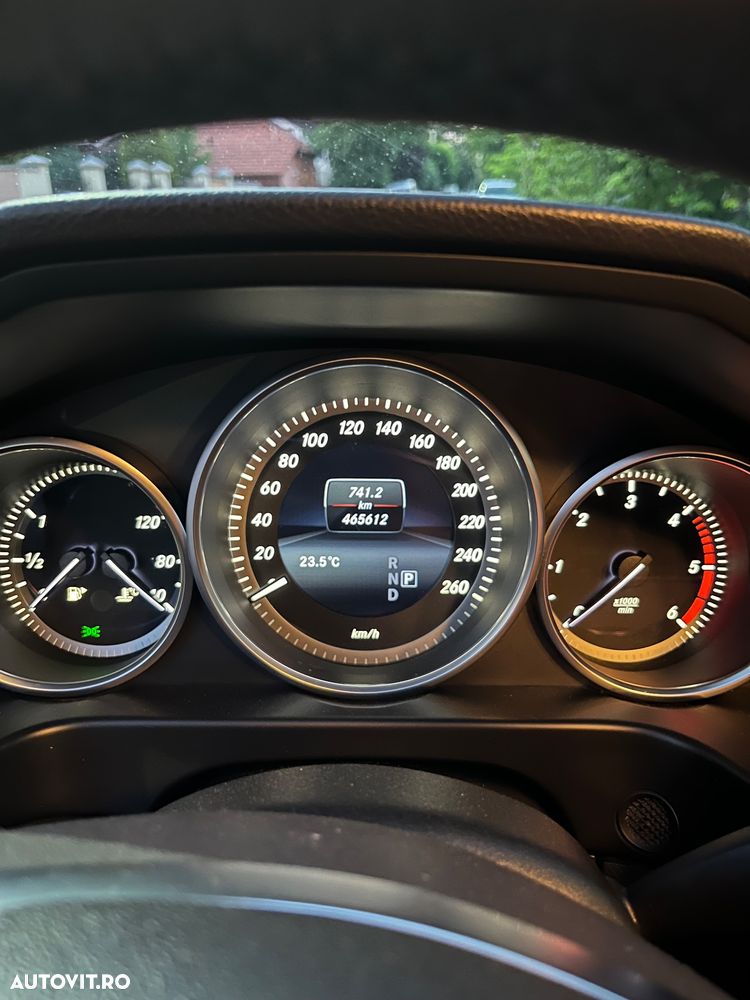 Mercedes-Benz E 220 BlueTEC 9G-TRONIC - 19