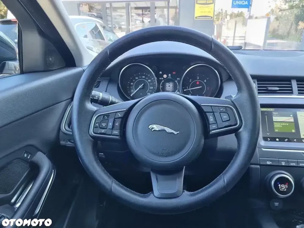 Jaguar E-Pace - 19