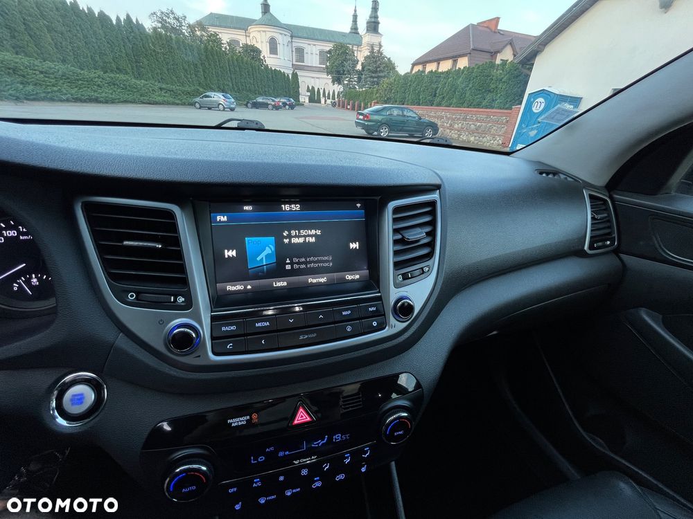 Hyundai Tucson blue 1.7 CRDi 2WD Style - 17