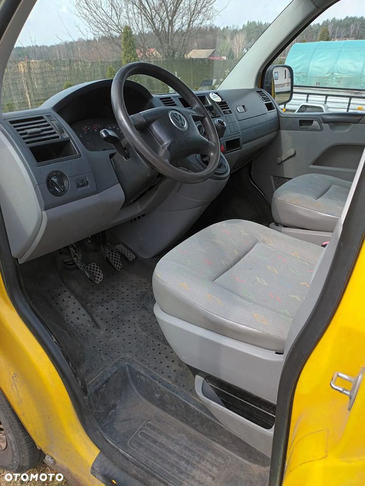 Volkswagen Transporter T5 - 10