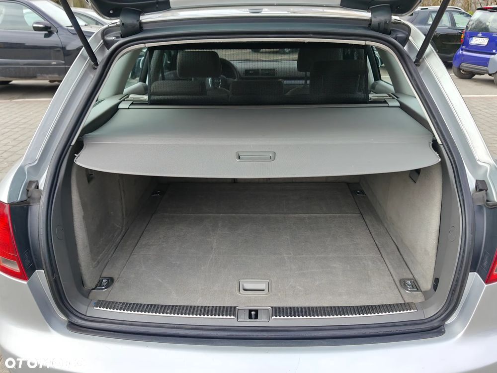 Audi A4 Avant 2.0 TDI DPF - 19