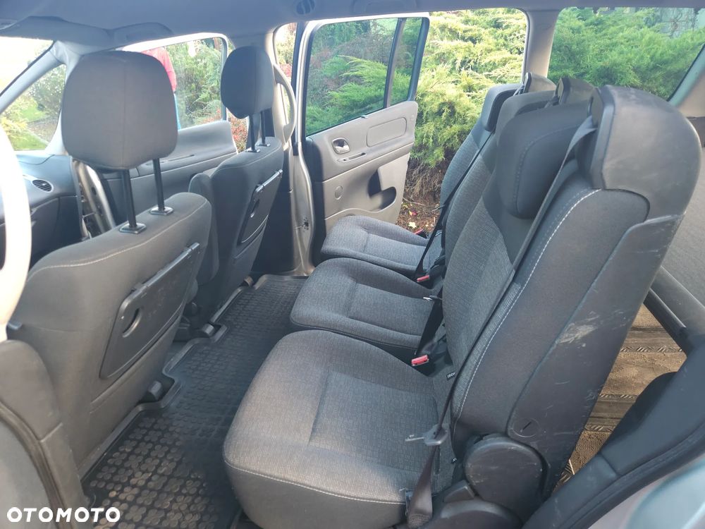 Renault Espace 2.0 dCi Voyage - 9