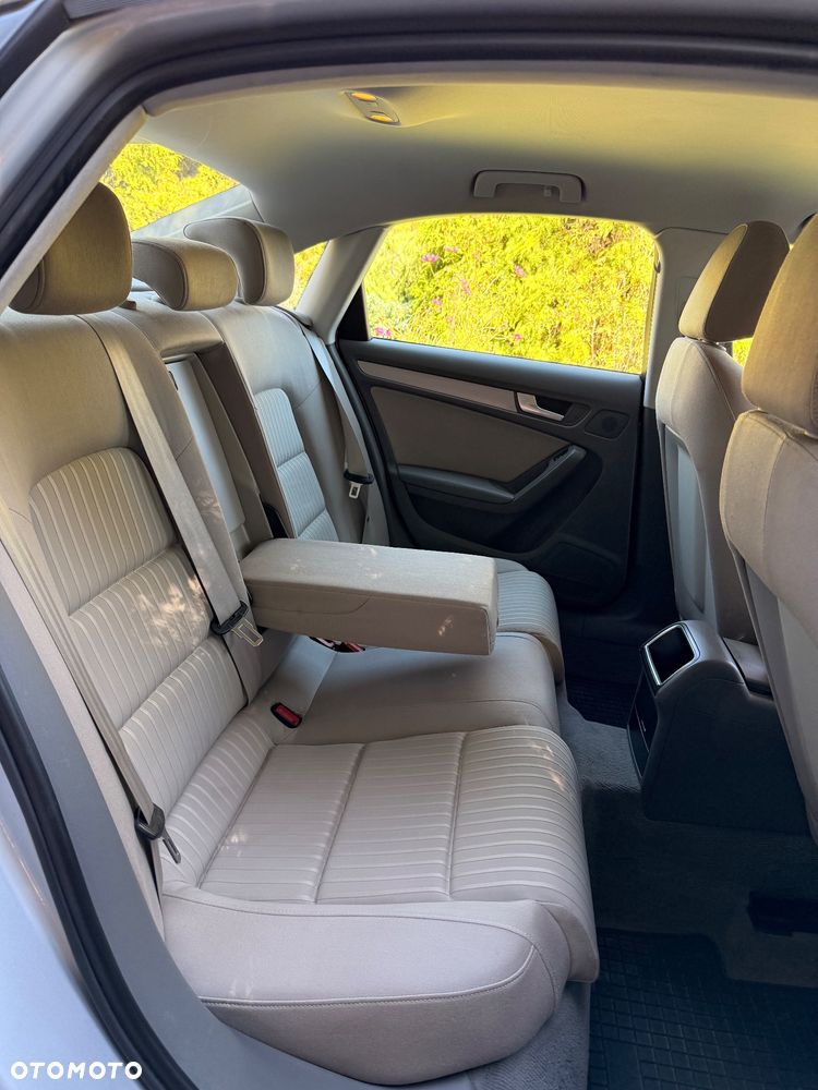 Audi A4 Limousine - 25