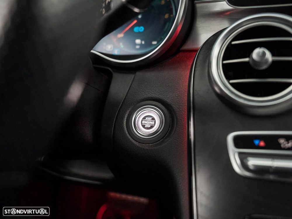 Mercedes-Benz C 300 de AMG Line - 26