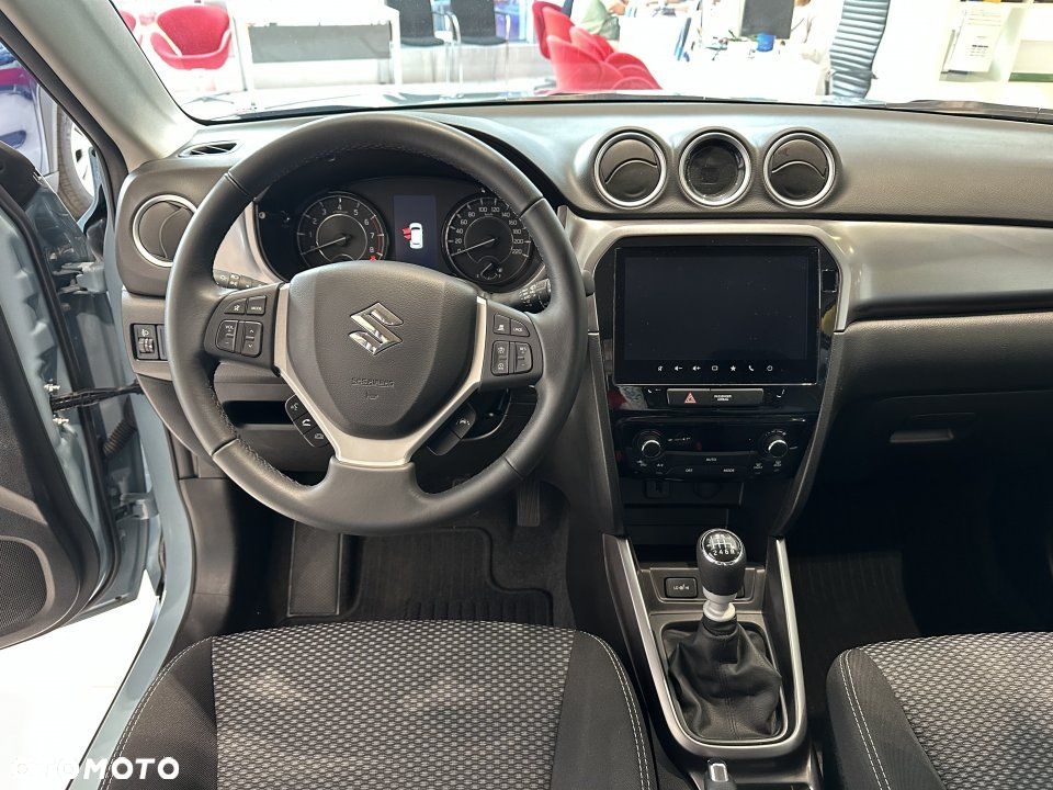 Suzuki Vitara - 12
