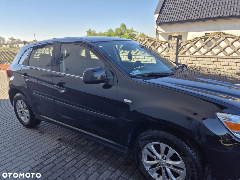 Mitsubishi ASX - 4