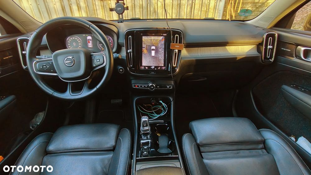 Volvo XC 40 T3 Geartronic Inscription - 28