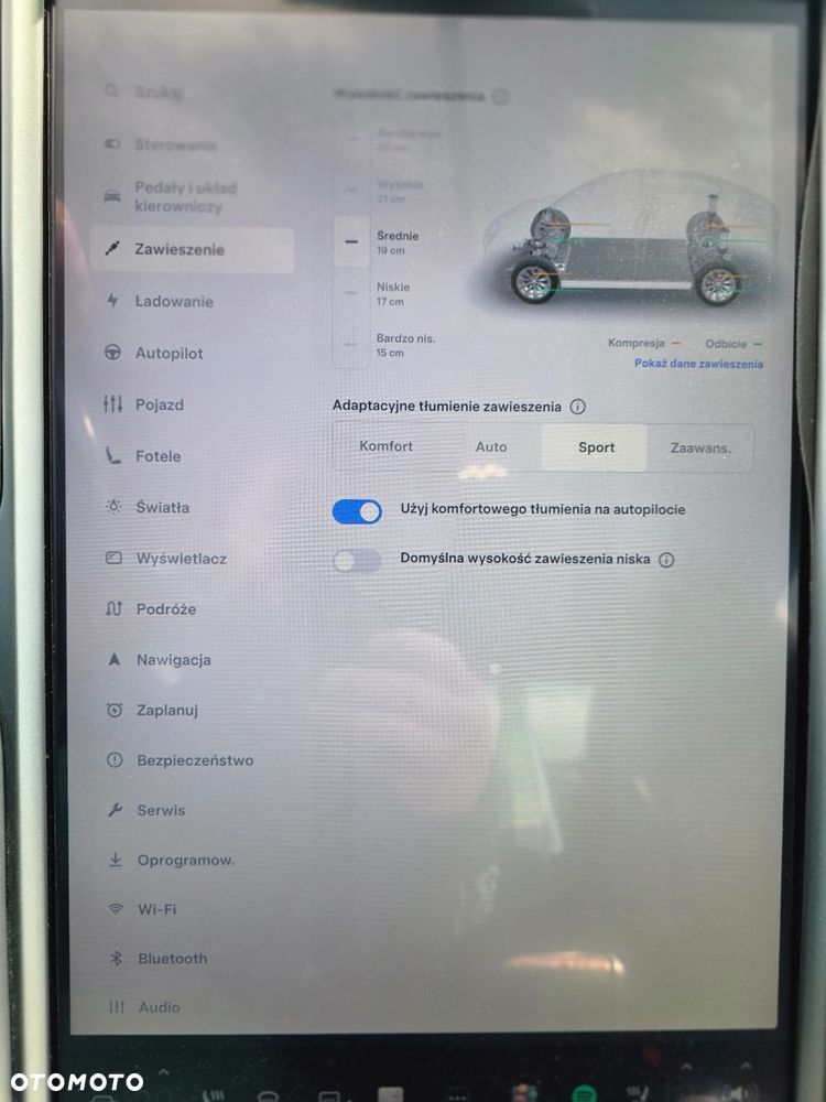 Tesla Model X - 28
