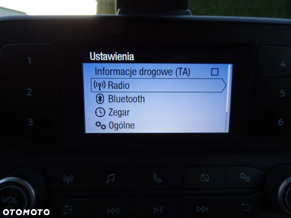 Ford Fiesta 1.1 Trend - 25