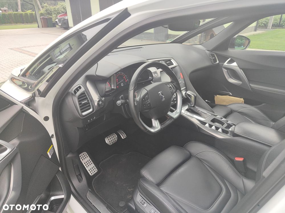 DS Automobiles DS 5 - 24