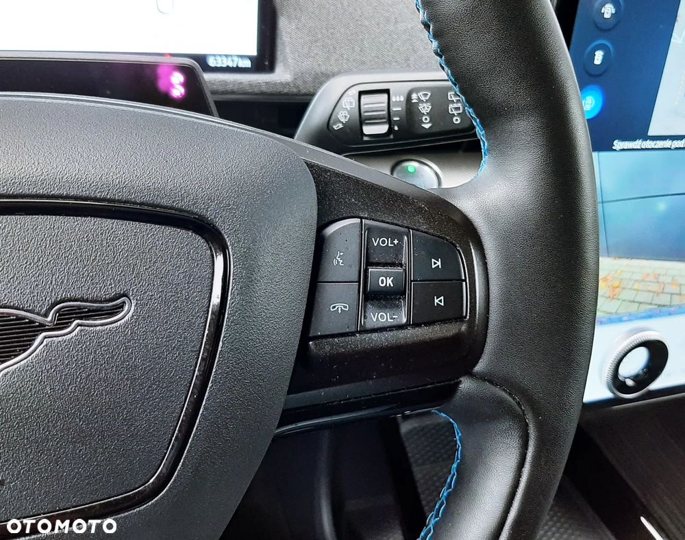 Ford Mustang Mach-E - 32