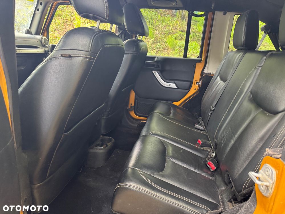 Jeep Wrangler Unlimited 3.6 Automatik Sahara - 22