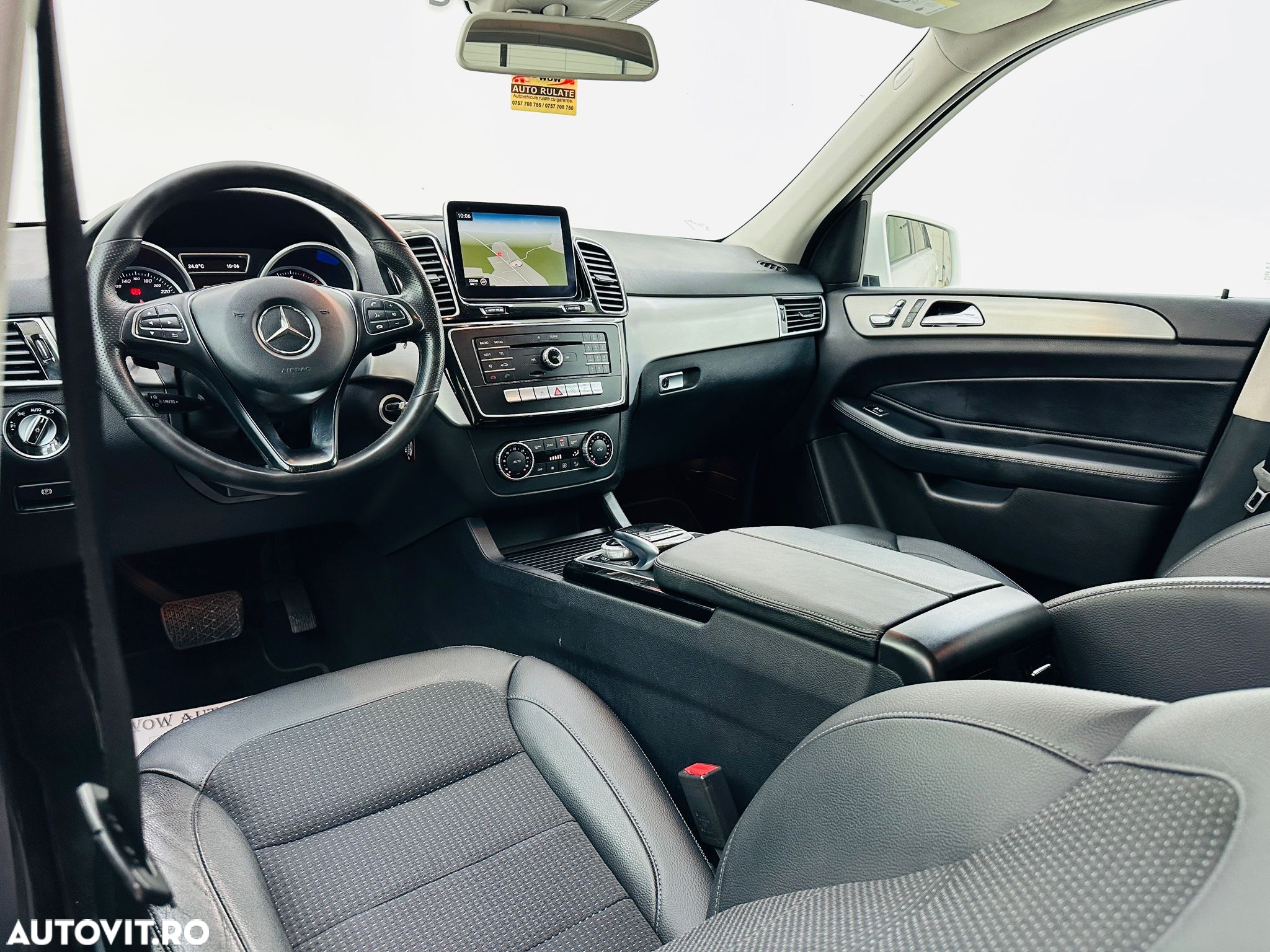 Mercedes-Benz GLE - 24