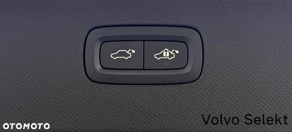 Volvo XC 40 - 32