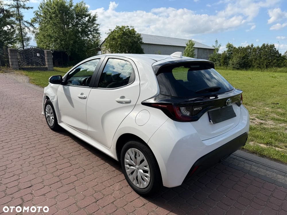 Toyota Yaris Hybrid 1.5 Active - 1