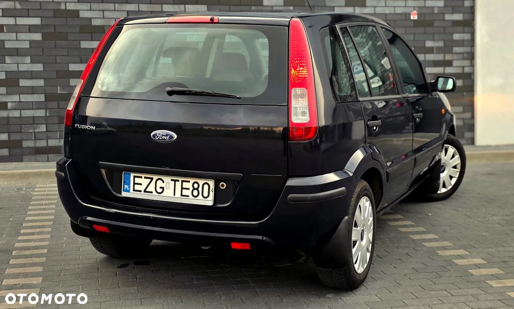 Ford Fusion 1.4 Trend - 4