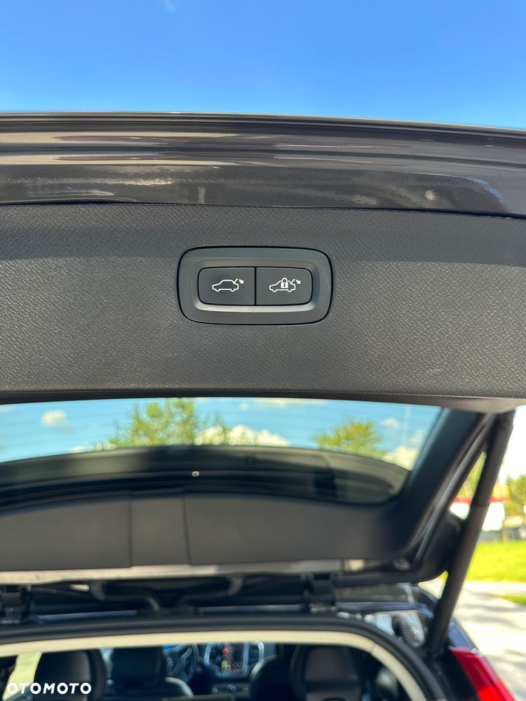 Volvo XC 90 B5 D AWD Ultimate Bright 7os - 18