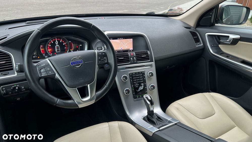 Volvo XC 60 T5 AWD Drive-E Summum - 12