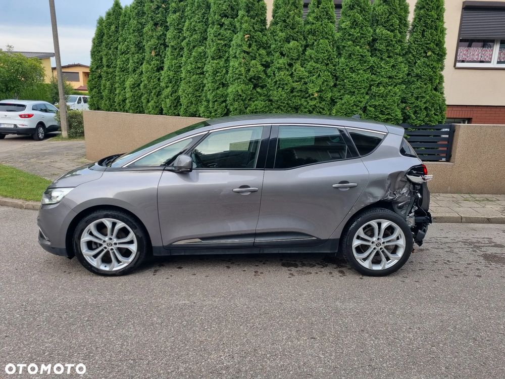 Renault Scenic - 5