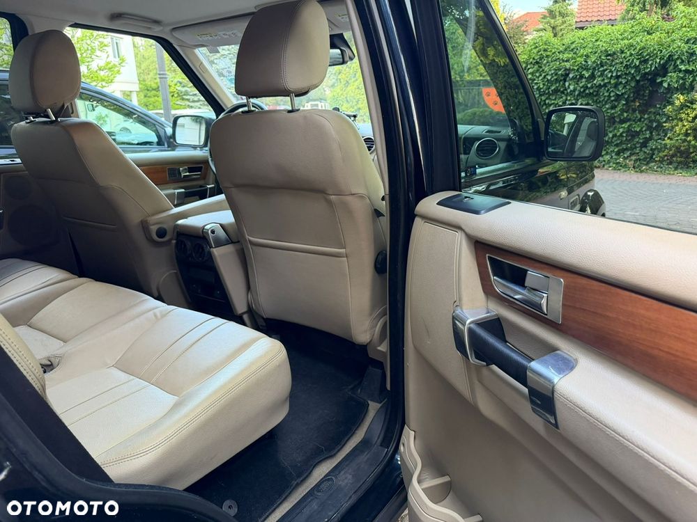 Land Rover Discovery 3.0D V6 HSE - 9