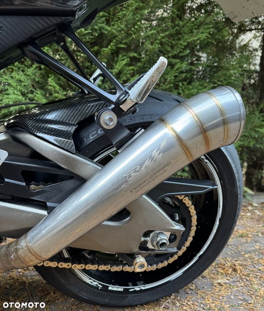 Suzuki GSX-R - 16