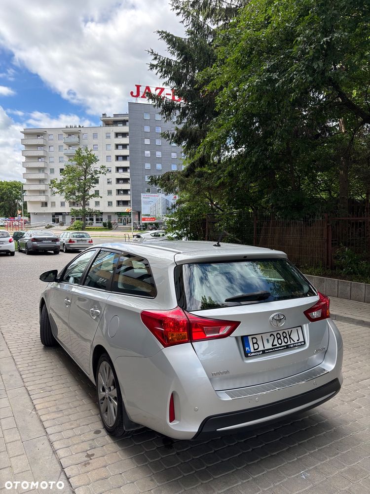 Toyota Auris 1.6 Active - 2