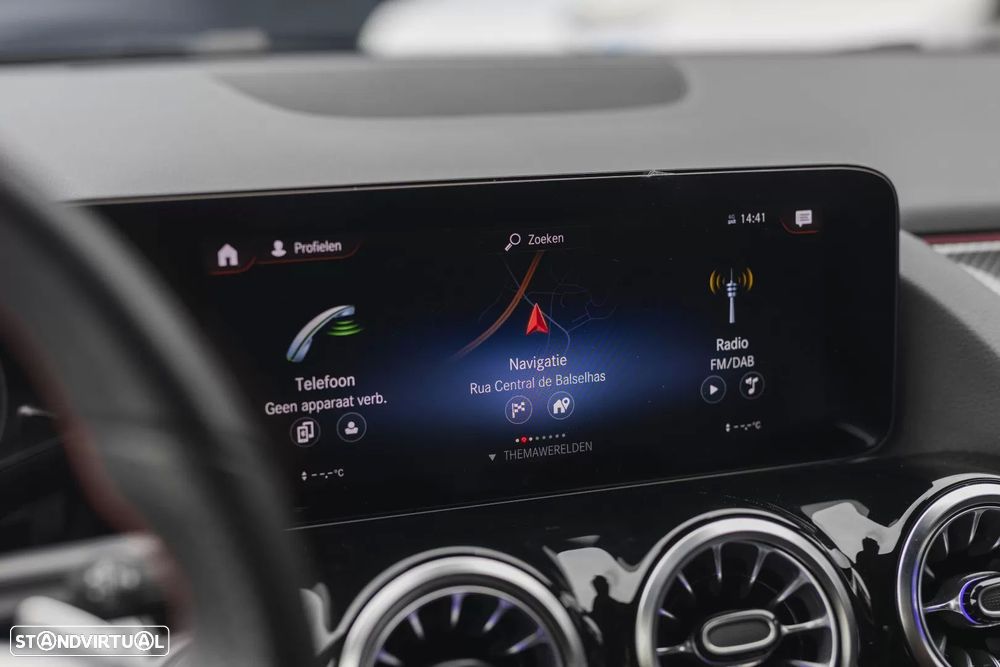 Mercedes-Benz GLA 180 d AMG Line - 20