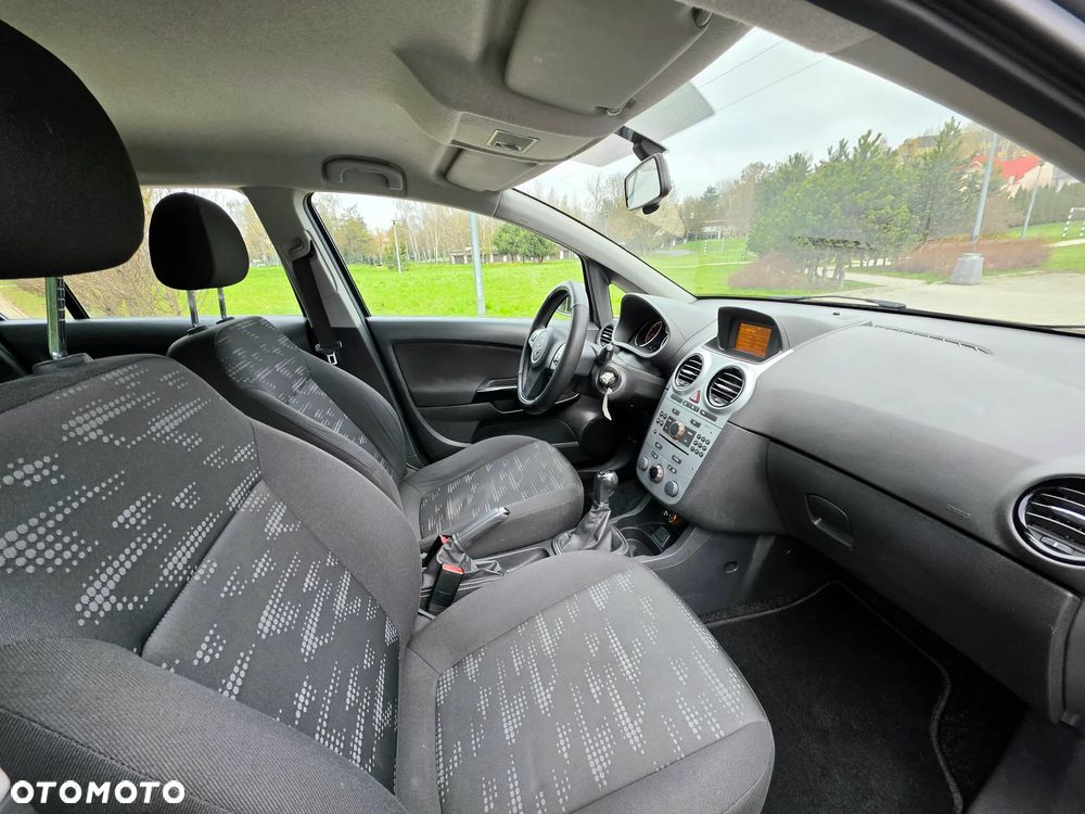Opel Corsa 1.2 16V Edition 150 S&S - 12