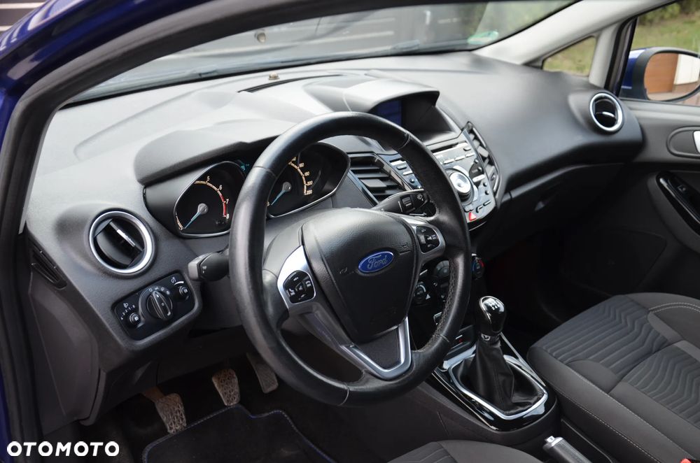 Ford Fiesta 1.0 EcoBoost STart-Stop Titanium - 20