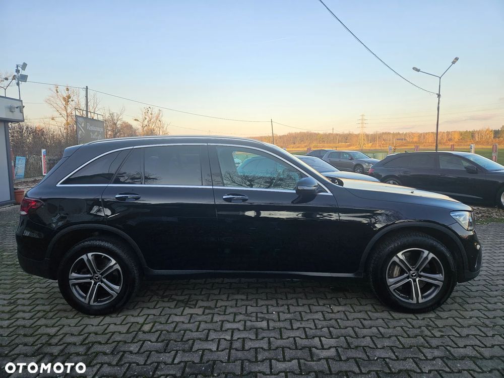 Mercedes-Benz GLC 300 e 4-Matic - 5
