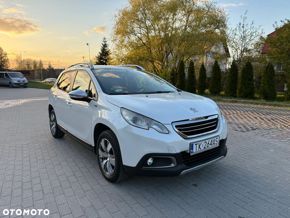 Peugeot 2008 BlueHDi 100 STOP & START Style - 1