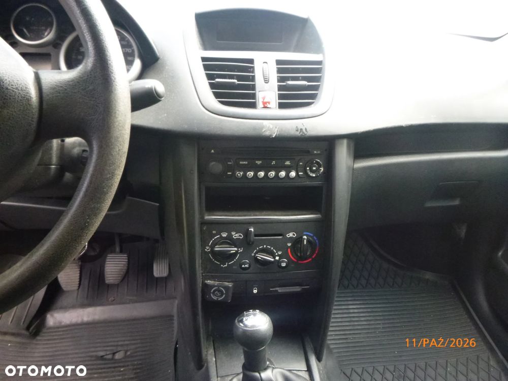 Peugeot 207 1.4 16V Sporty - 6