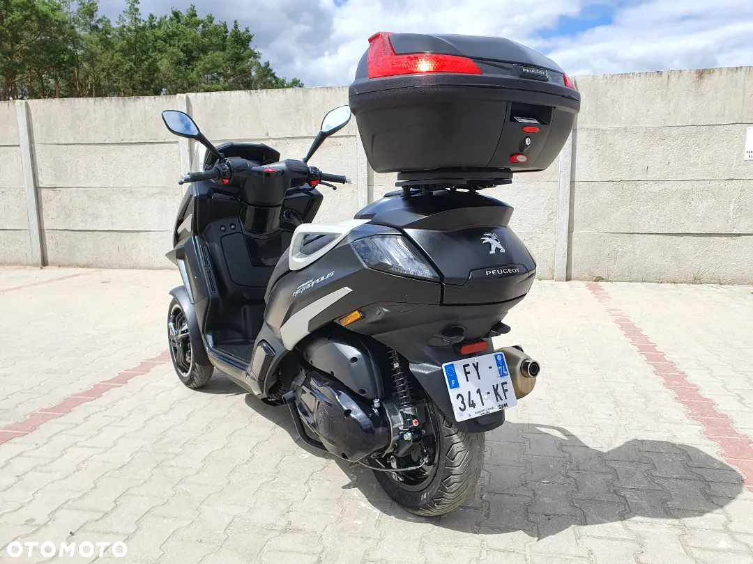 Peugeot Metropolis - 5