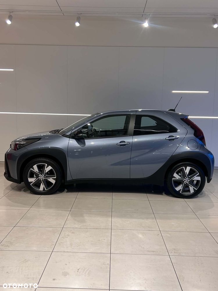 Toyota Aygo X Hybrid 1.5 Comfort e-CVT - 7